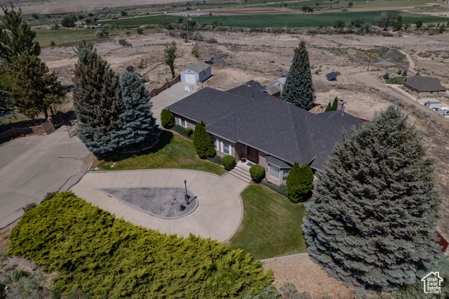 Photo 4 for MLS #2092050 at 1416 W Valley View Dr