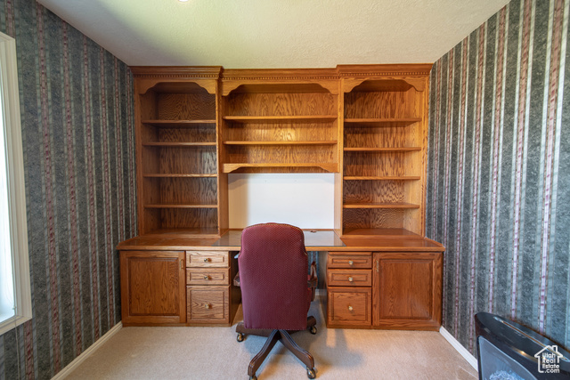 Photo 27 for MLS #2092050 at 1416 W Valley View Dr