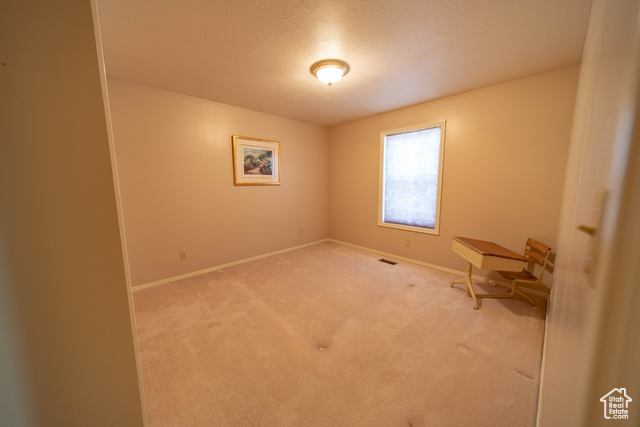 Photo 25 for MLS #2092050 at 1416 W Valley View Dr
