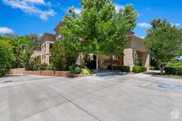 1706 E Murray Holladay Rd S 204