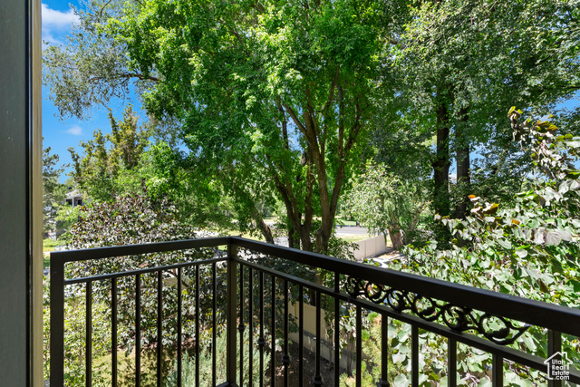 1706 E Murray Holladay Rd S 204