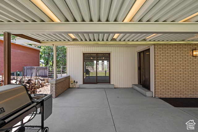 Photo 60 for MLS #2092060 at 771 E 17th Ave