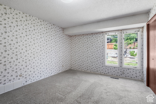 Photo 28 for MLS #2092060 at 771 E 17th Ave