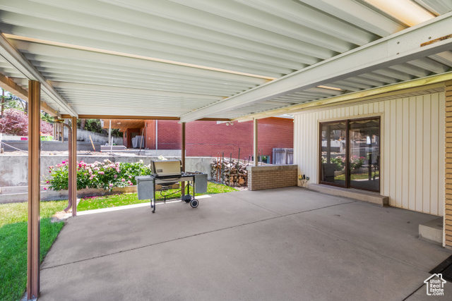 Photo 48 for MLS #2092060 at 771 E 17th Ave