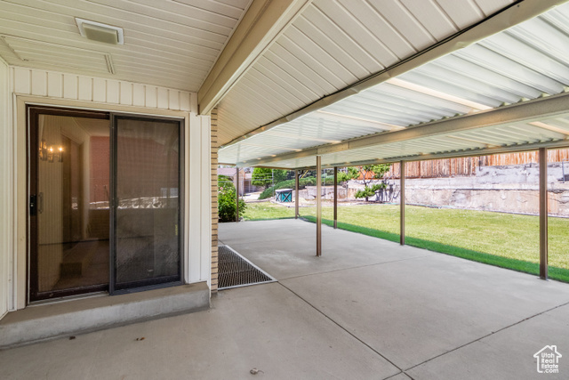 Photo 47 for MLS #2092060 at 771 E 17th Ave