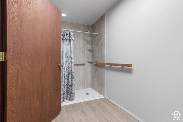 Photo 38 for MLS #2092060 at 771 E 17th Ave