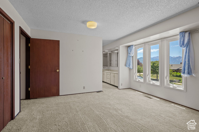 Photo 34 for MLS #2092060 at 771 E 17th Ave