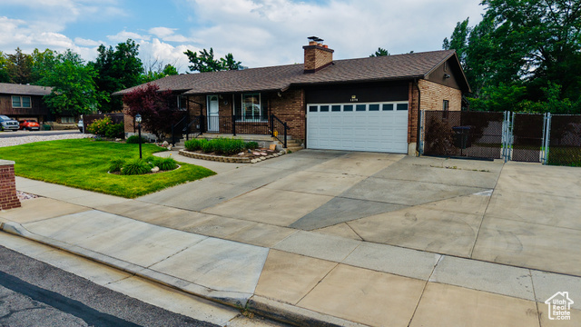 1576 E PLATA WAY, Sandy UT 84093