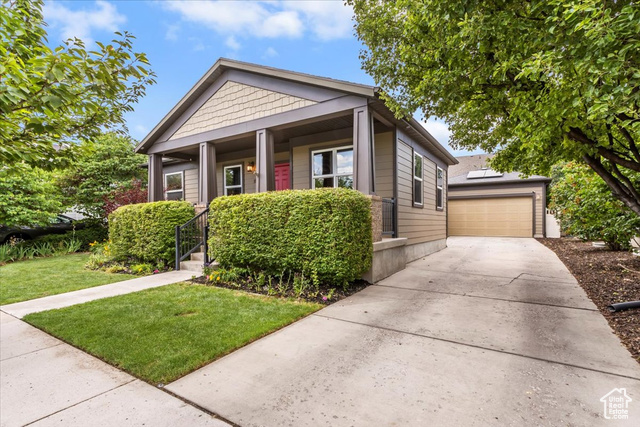 11768 S COPPER SKY DR, South Jordan UT 84009