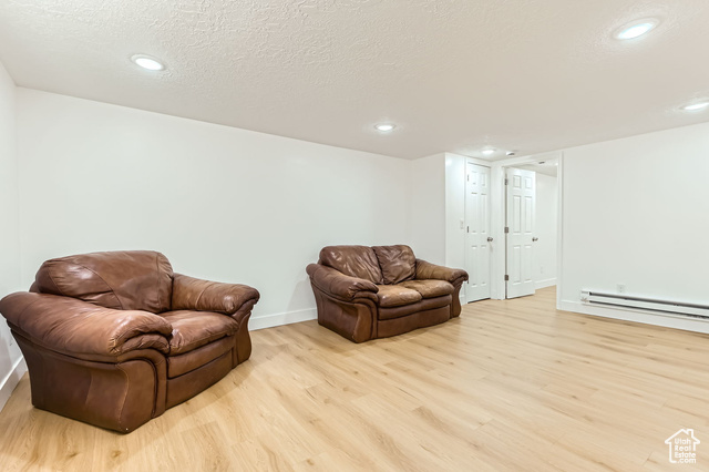 180 E Ross Dr