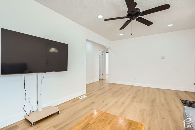 180 E Ross Dr