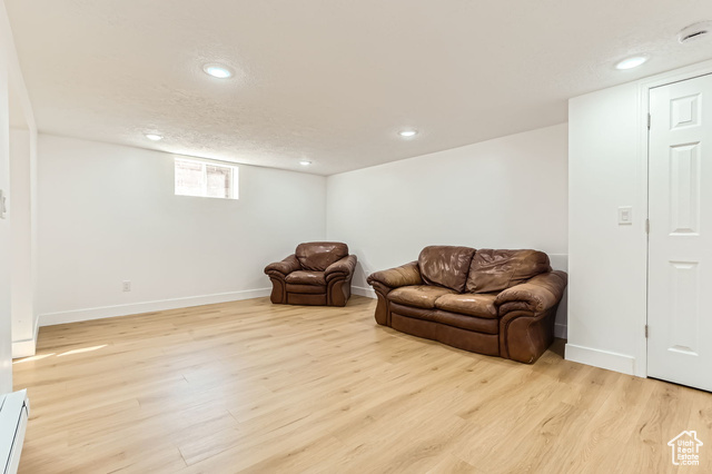 180 E Ross Dr