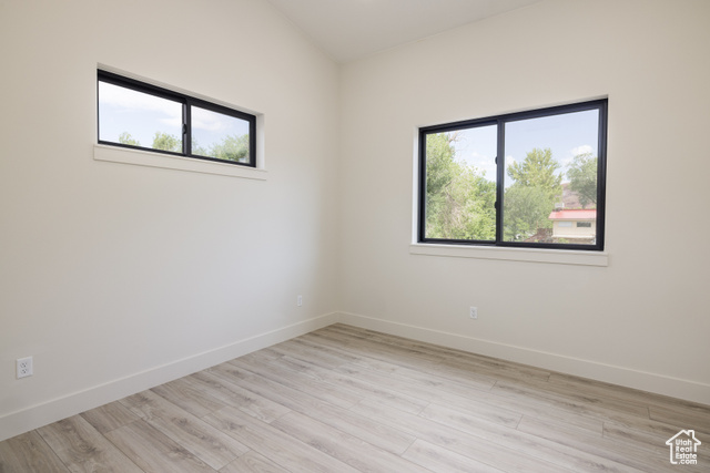Photo 12 for MLS #2092142 at 214 S 200 East #6