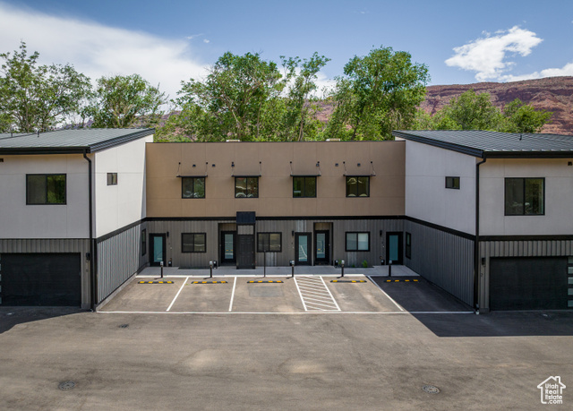 Photo 32 for MLS #2092145 at 214 S 200 East #8