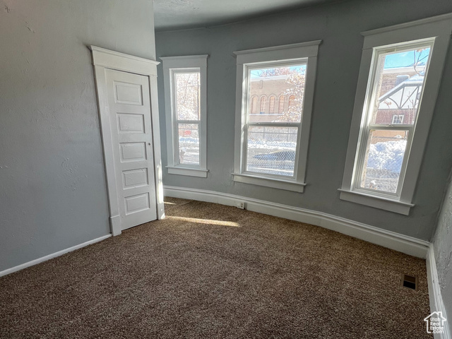Photo 5 for MLS #2092150 at 660 E 23rd St
