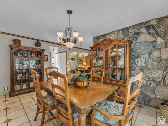 Photo 13 for MLS #2092155 at 7634 Pinebrook Rd