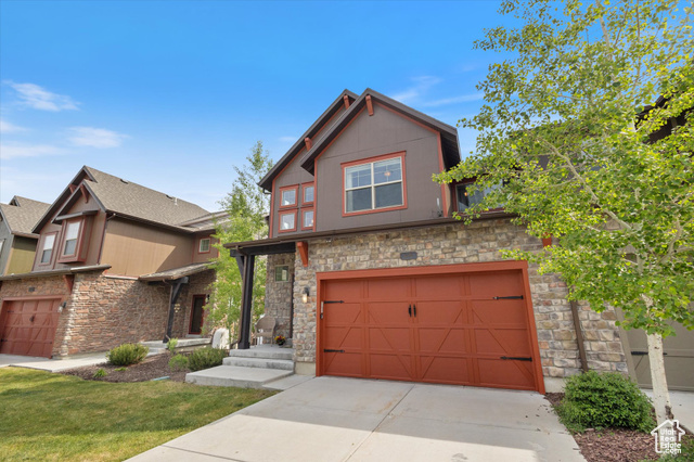 Photo 38 for MLS #2092202 at 1076 W Abigail Dr