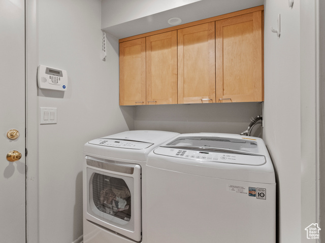 Photo 19 for MLS #2092203 at 2842 E Oakbrook Cir