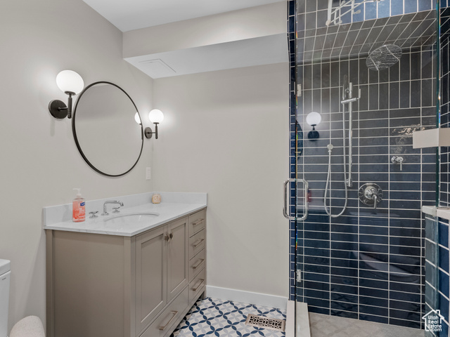 Photo 30 for MLS #2092203 at 2842 E Oakbrook Cir