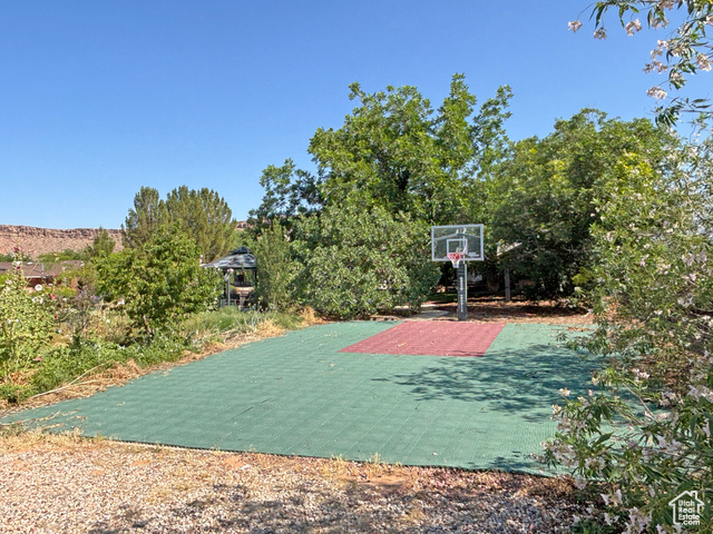 Photo 41 for MLS #2092251 at 289 W Count Fleet Rd