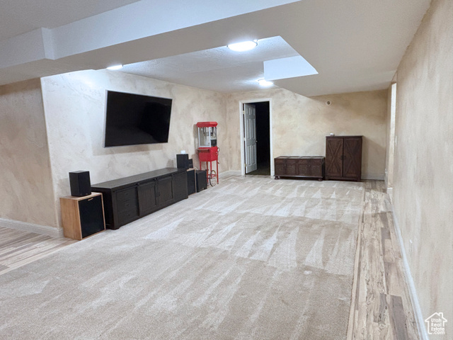 Photo 18 for MLS #2092251 at 289 W Count Fleet Rd