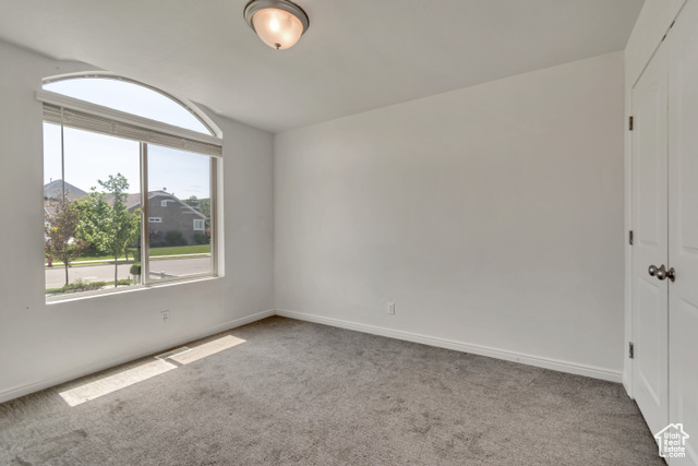 Photo 6 for MLS #2092282 at 327 E 2260 South