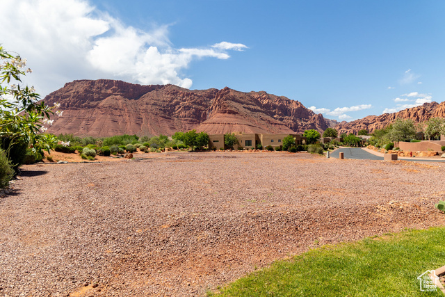 150 N SNOW CANYON DR, St. George UT 84770