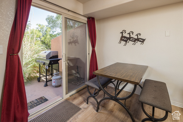 Photo 9 for MLS #2092306 at 3287 E Fairway Loop