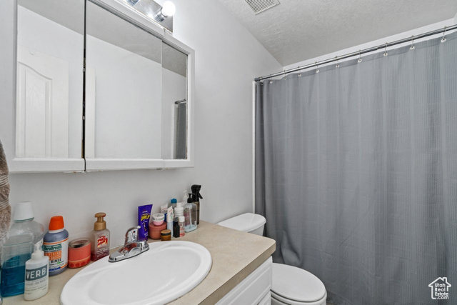 Photo 20 for MLS #2092311 at 1021 Sara Ln