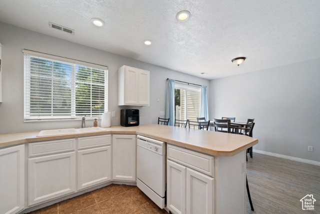 Photo 9 for MLS #2092311 at 1021 Sara Ln