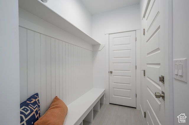 Photo 8 for MLS #2092317 at 1922 W Dotterel Cir #19
