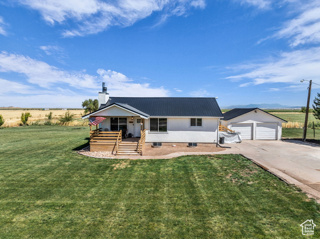 Photo 2 for MLS #2092320 at 5098 W Hatton Rd