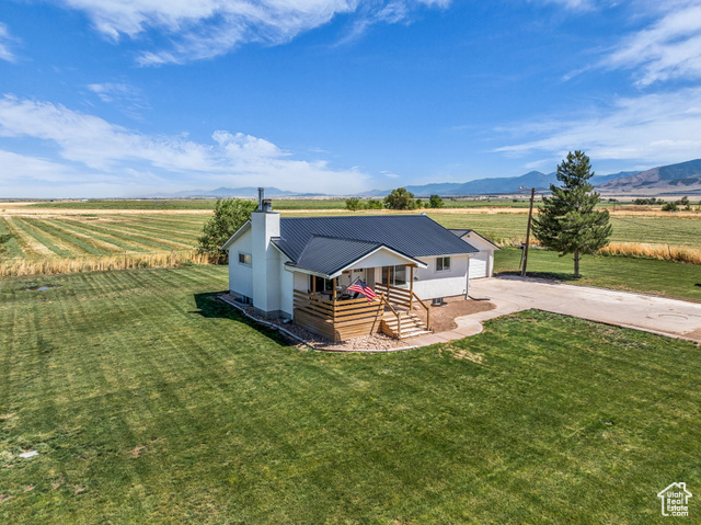 Photo 7 for MLS #2092320 at 5098 W Hatton Rd