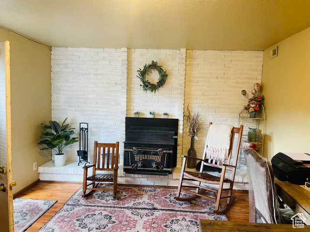 Photo 8 for MLS #2092321 at 1086 W Wenco Dr