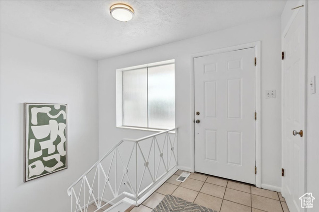 Photo 18 for MLS #2092331 at 1881 S Foothill Dr