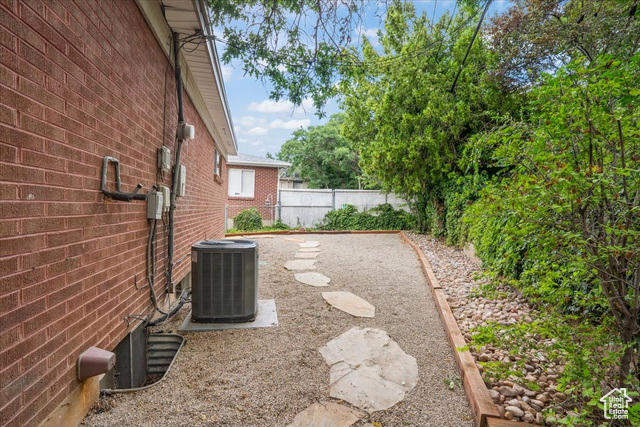Photo 40 for MLS #2092331 at 1881 S Foothill Dr