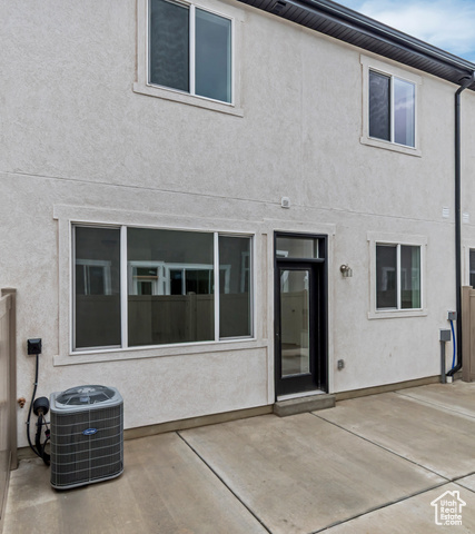 Photo 2 for MLS #2092395 at 2616 N 2125 West #147