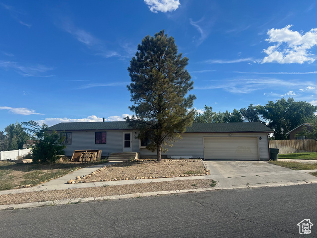 Photo 4 for MLS #2092404 at 675 W 2550 South