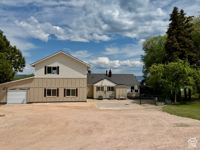 Photo 4 for MLS #2092423 at 1495 Highway 89
