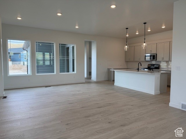 Photo 8 for MLS #2092425 at 7246 W Terraine Rd