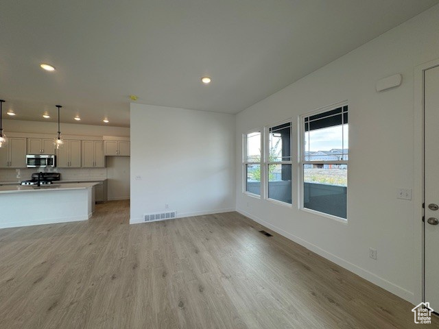 Photo 7 for MLS #2092425 at 7246 W Terraine Rd