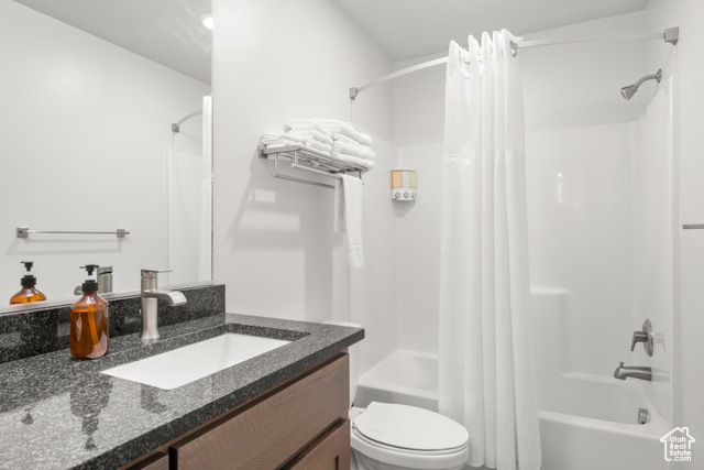 Photo 30 for MLS #2092439 at 175 S Blue Topaz Ln