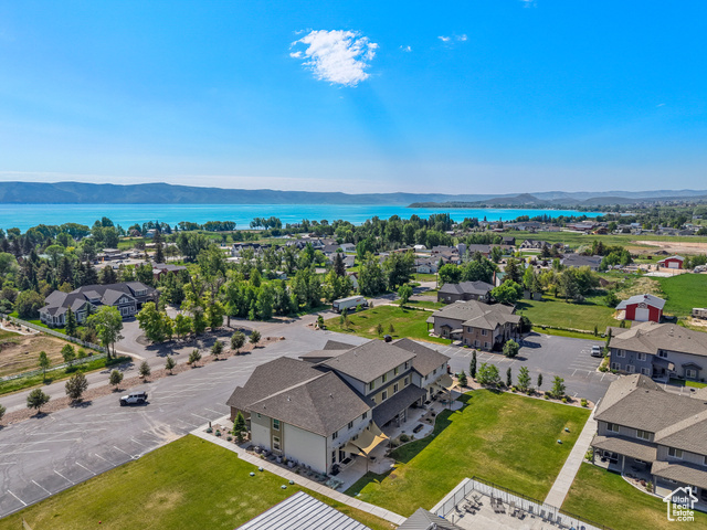 Photo 3 for MLS #2092439 at 175 S Blue Topaz Ln