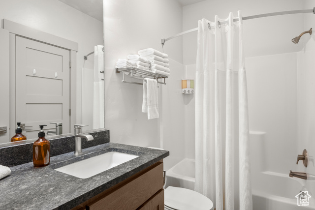 Photo 17 for MLS #2092439 at 175 S Blue Topaz Ln