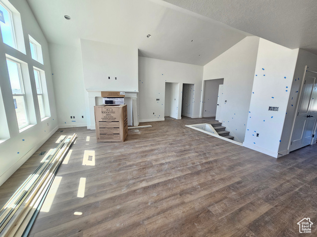 Photo 4 for MLS #2092446 at 1726 S 3875 West #225