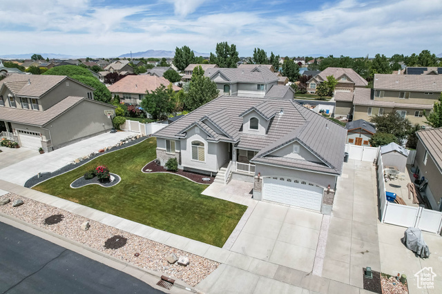 Photo 38 for MLS #2092447 at 270 Amsterdam Dr
