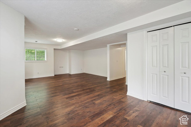 3181 E Deer Creek Cir