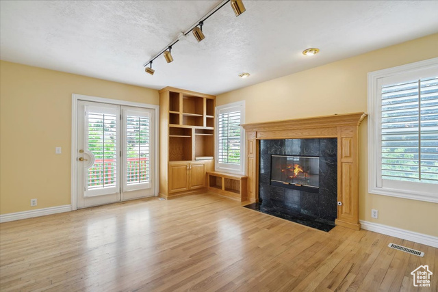 3181 E Deer Creek Cir