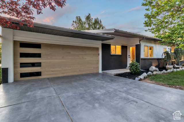2144 S LAKELINE DR, Salt Lake City UT 84109