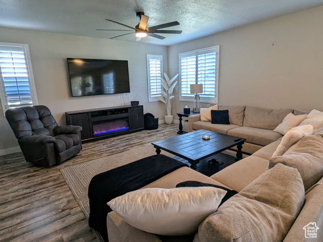 Photo 15 for MLS #2092516 at 2671 W Constance Way
